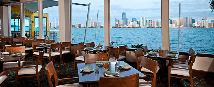 Restaurante Rusty Pelican em Miami 