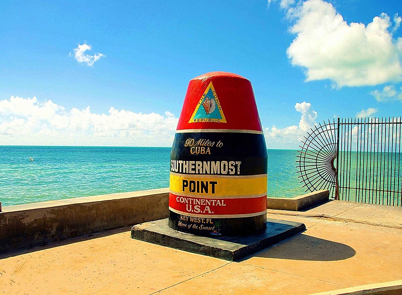 Marco das 90 milhas para Cuba em Key West