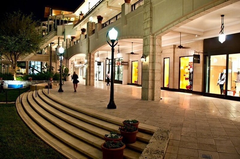 Lojas do Shopping Village Of Merrick Park em Miami
