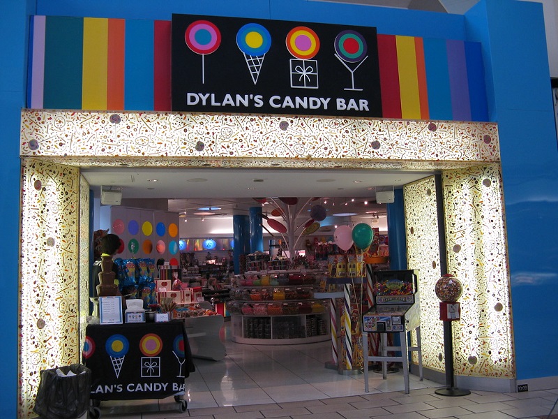 Comprar chocolates e doces na loja Dylan's Candy Bar em Orlando