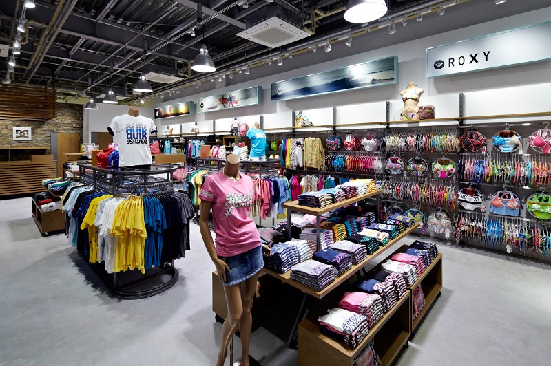 Comprar coisas de surf na loja Quicksilver em Orlando